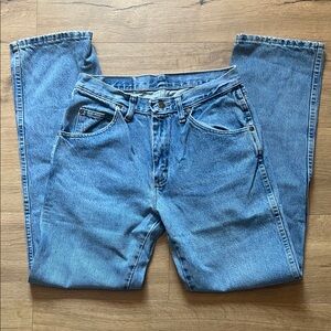 Wrangler Men's Relaxed Regular Fit Light Wash Blue Jeans Size 30x32